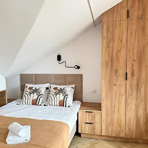 Апартаменты Dmk Oak Near Warsaw-modlin Airport, Новы-Двур-Мазовецкий