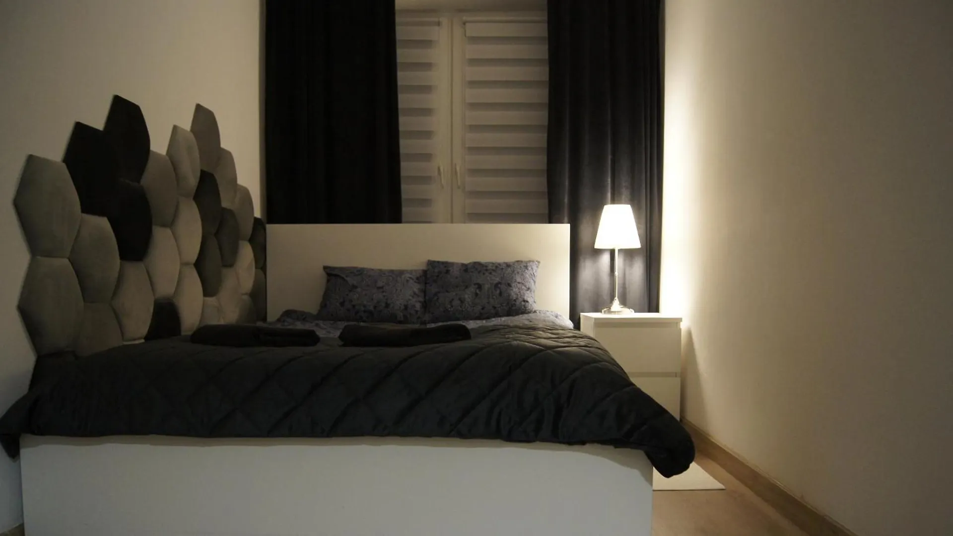 Chemikow Point By Sleepwell Apartment Nowy Dwor Mazowiecki Poland